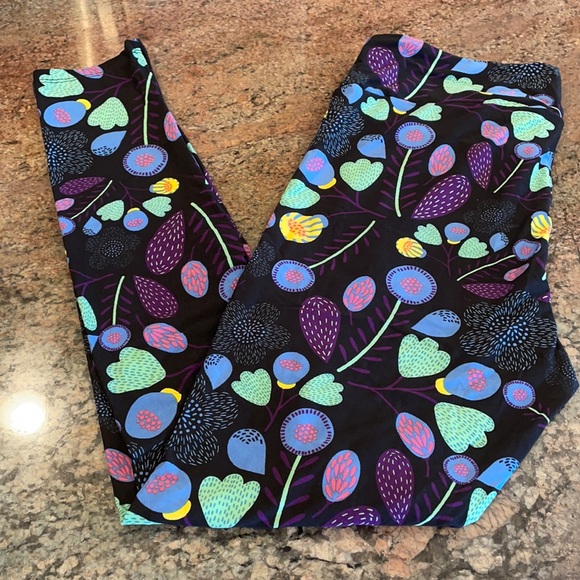 LuLaRoe Pants - TC NWOT LuLaRoe Leggings AA42 5051